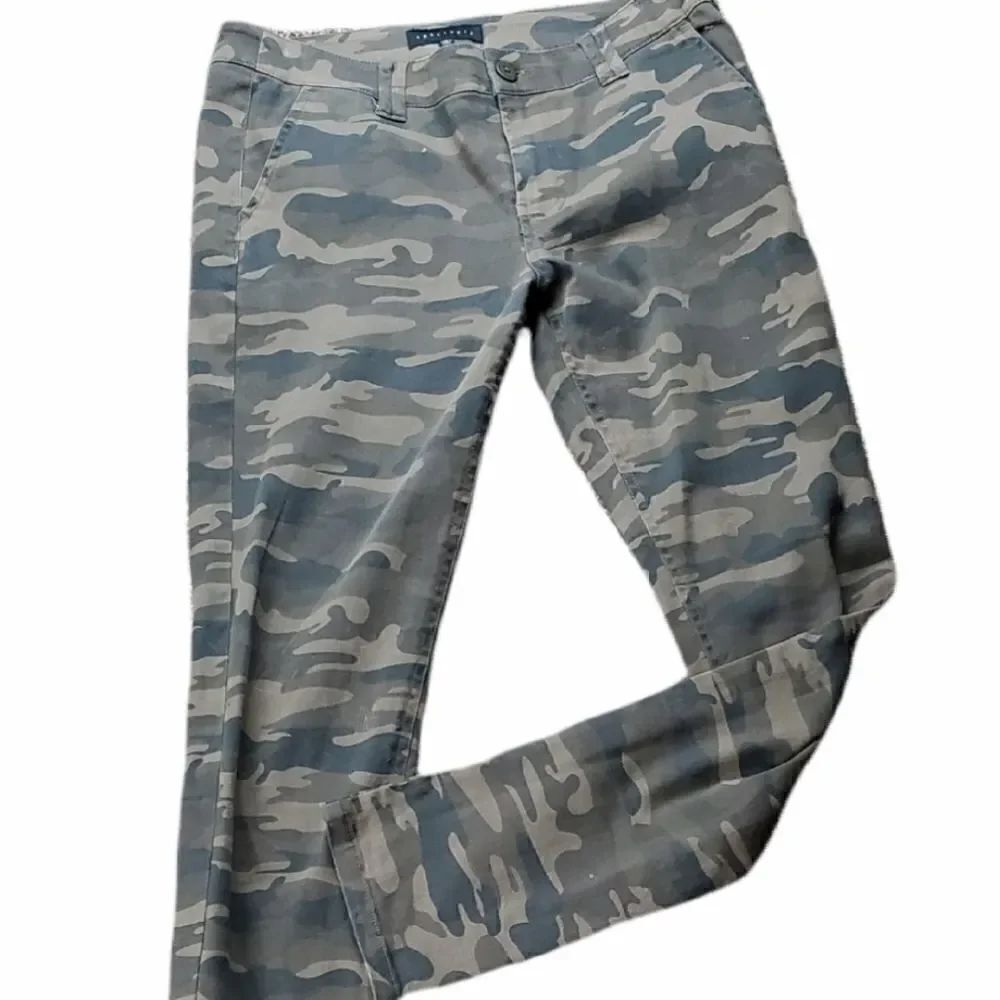 Anthropologie Sanctuary Green Camo Jeans
